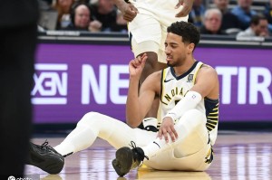 哈利伯顿16+8+12西亚卡姆26+3+6 步行者胜篮网